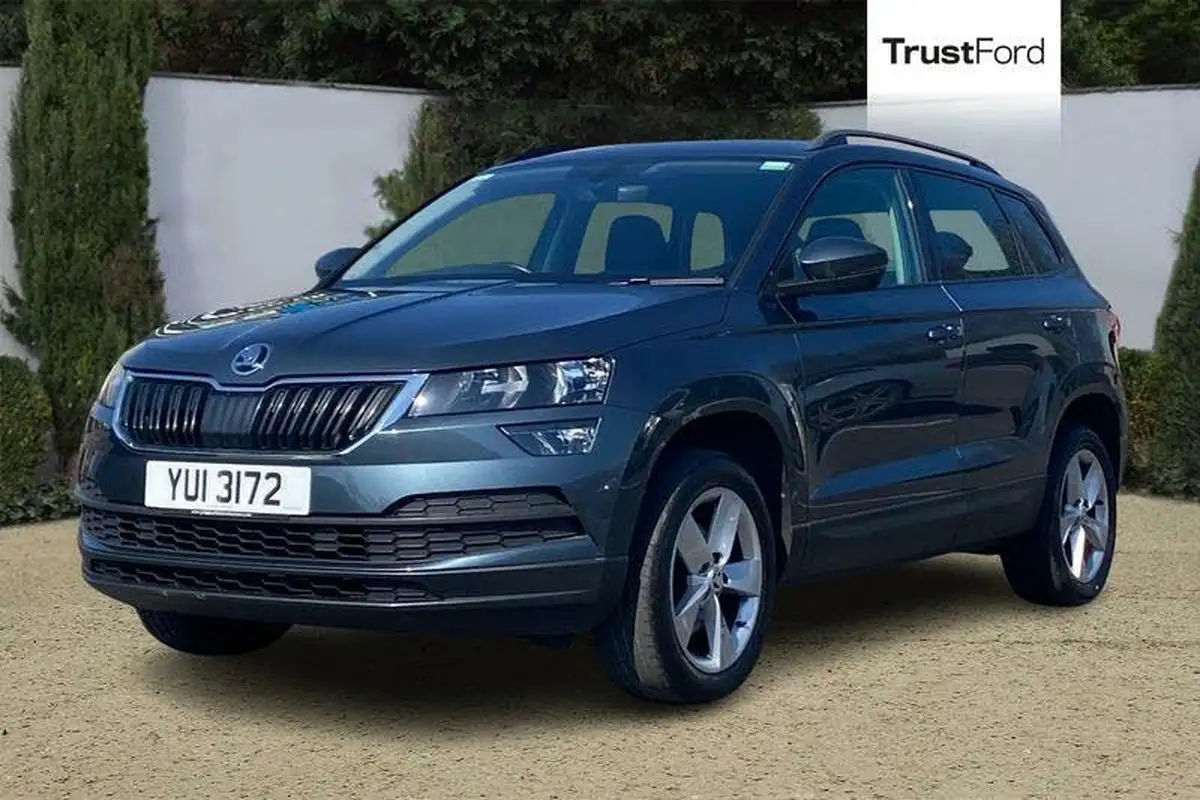 2022-skoda-karoq-10-tsi-se-big-4