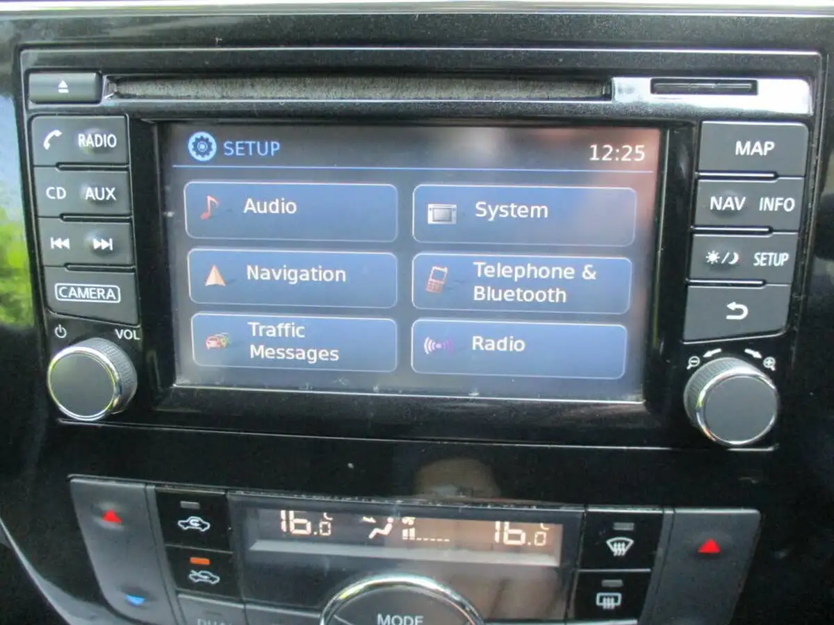 2015-nissan-pulsar-12-dig-t-n-tec-big-23