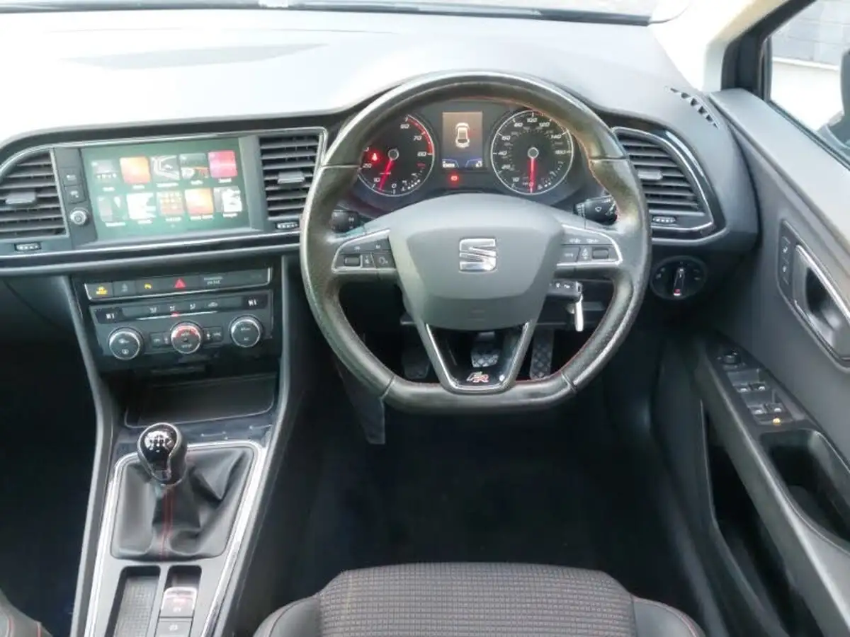 2019-seat-leon-15-tsi-evo-fr-130ps-hatchback-big-6