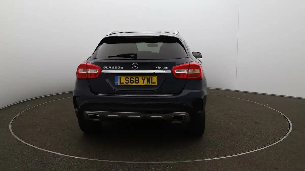 2018-mercedes-benz-gla-class-21d-gla-220d-amg-line-177ps-ss-big-5