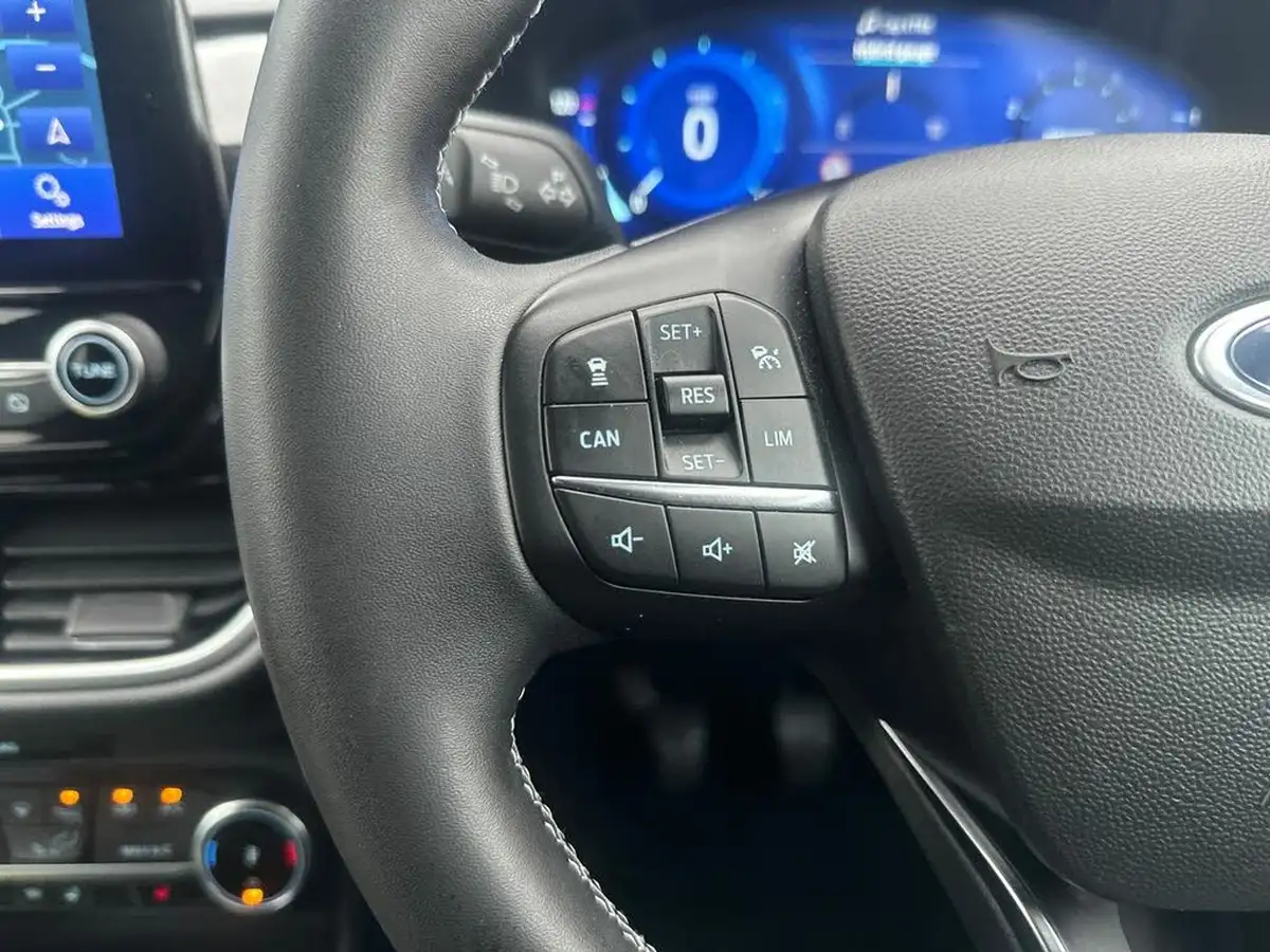 2022-ford-fiesta-10t-titanium-x-125ps-hybrid-mhev-big-31