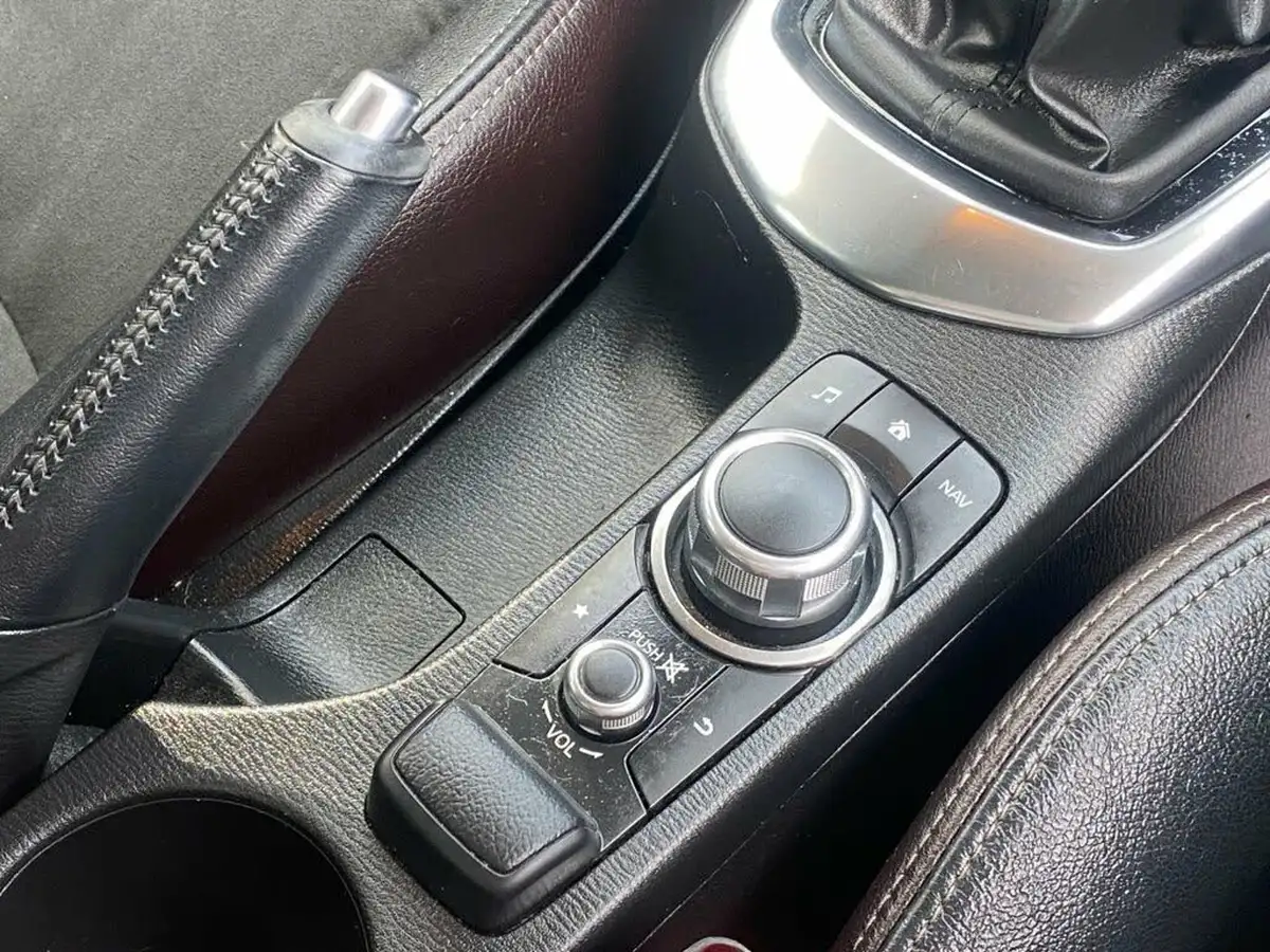 2018-mazda-mazda2-15-gt-sport-nav-115ps-ss-big-44