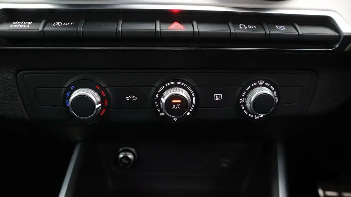 2021-audi-q2-15-35-tfsi-s-line-tronic-big-12
