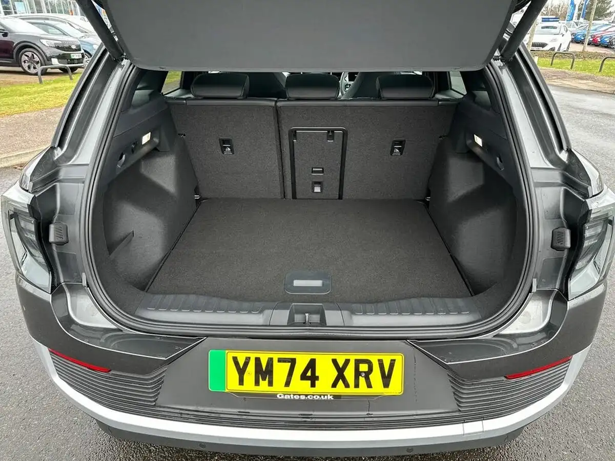 2024-ford-explorer-e-premium-286ps-77kwh-big-33