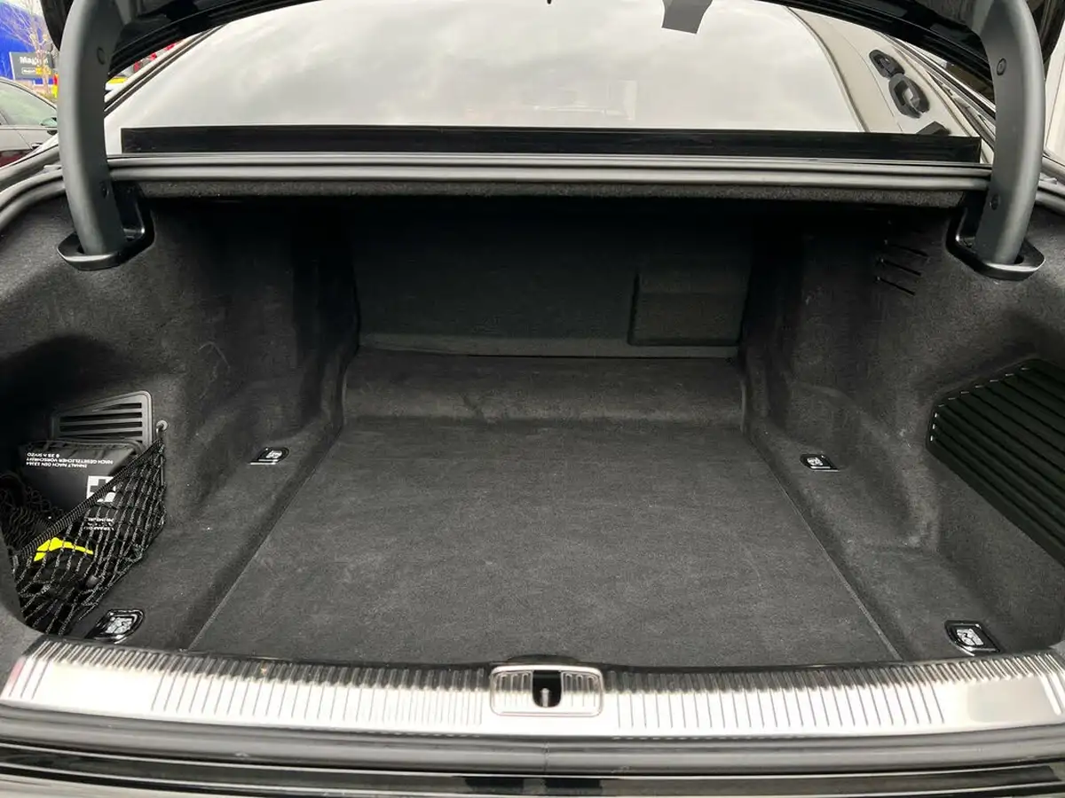 2021-audi-a8-30-55-tfsi-black-edition-big-41