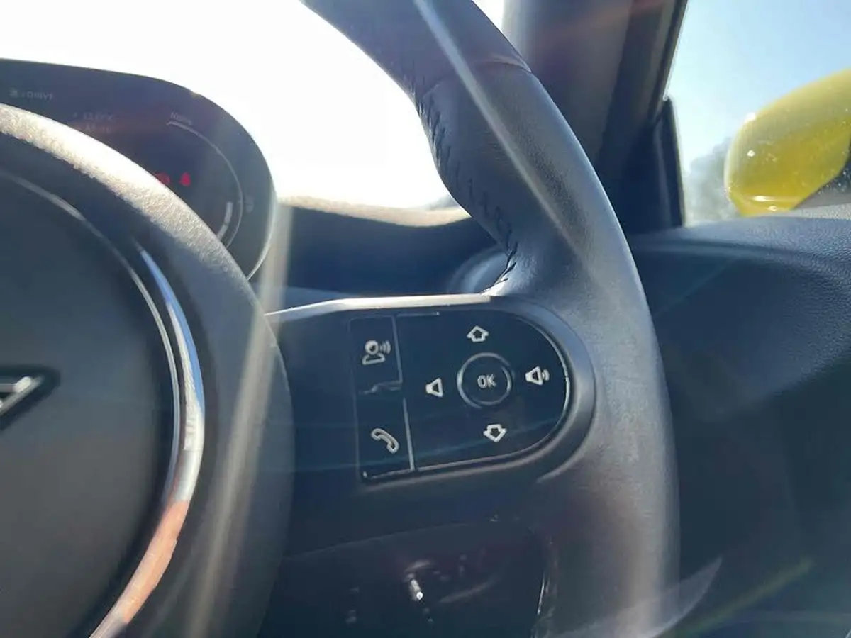 2021-mini-cooper-e-cooper-s-2-big-33