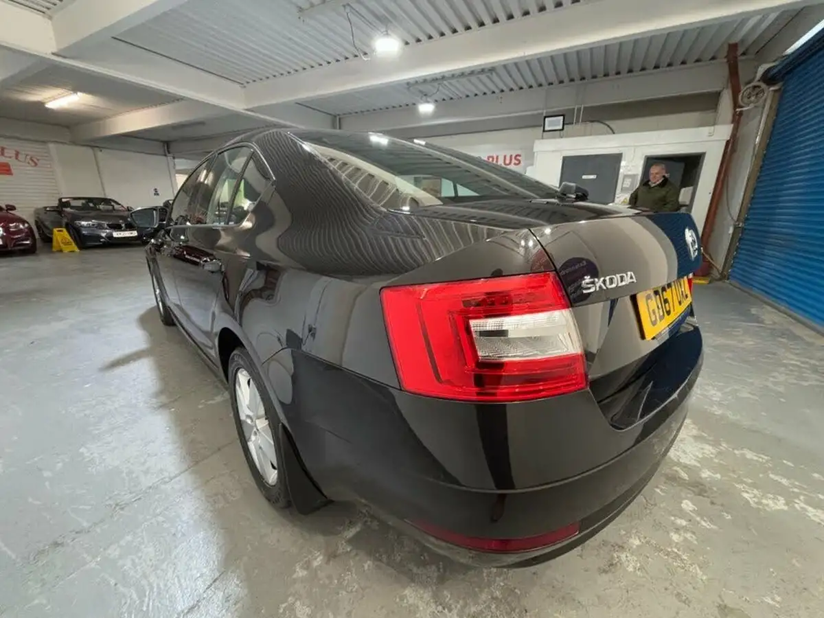 2018-skoda-octavia-10-tsi-se-hatchback-dsg-big-5