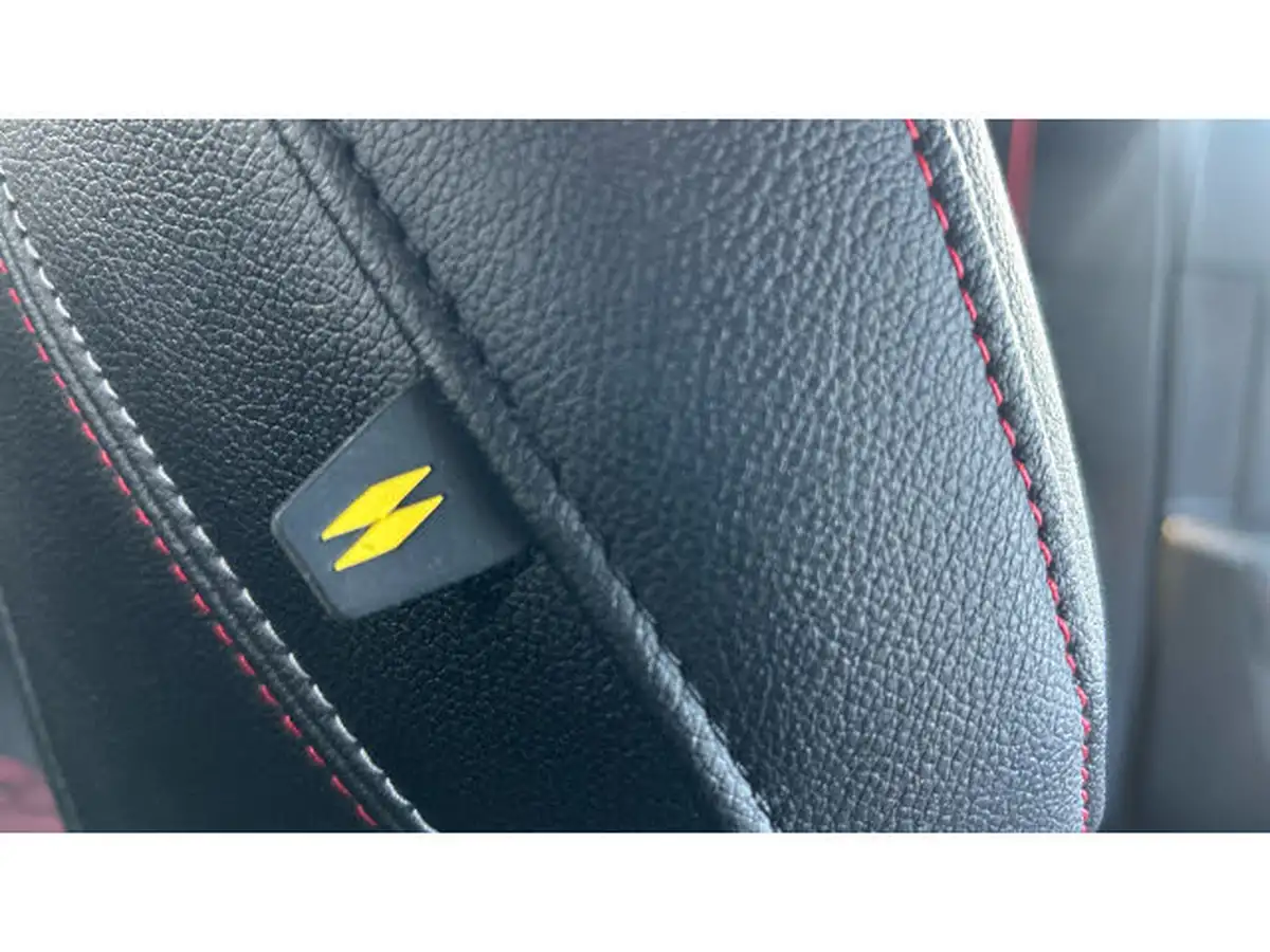 2022-renault-clio-16-rs-line-140ps-rs-line-e-tech-hybrid-big-31