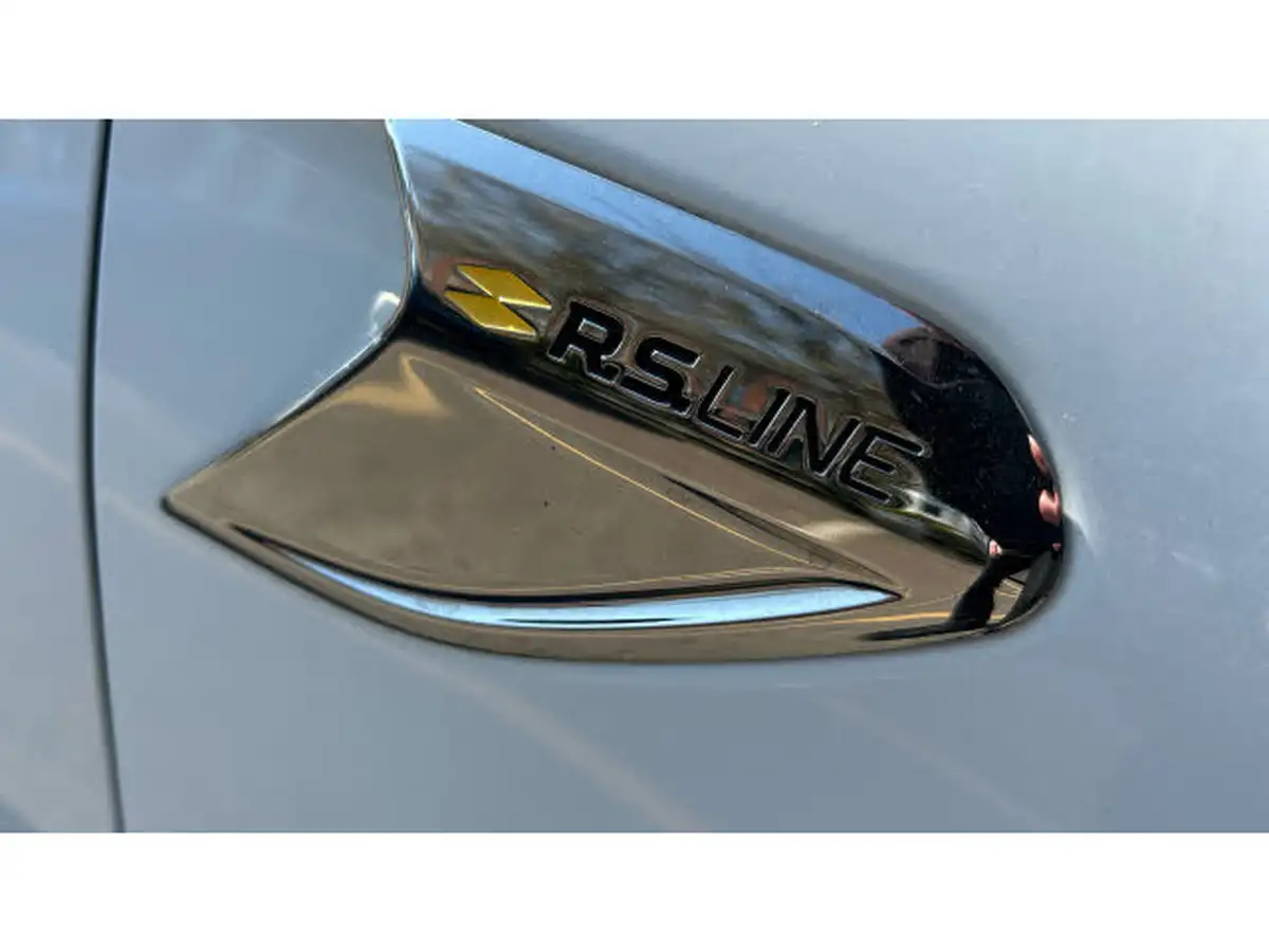 2022-renault-clio-16-rs-line-140ps-rs-line-e-tech-hybrid-big-7