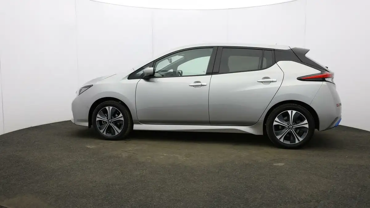 2022-nissan-leaf-e-n-connecta-big-58