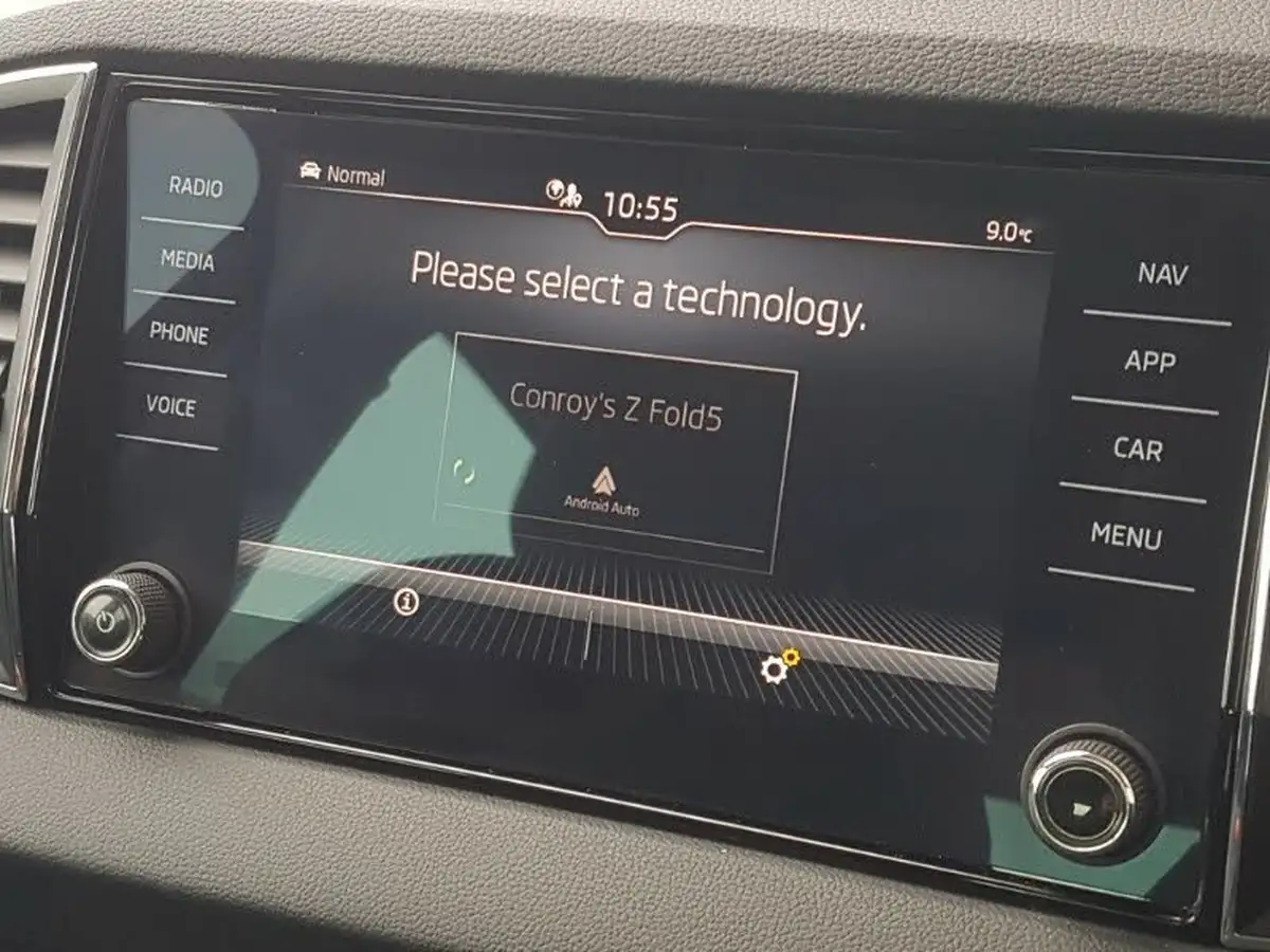 2023-skoda-karoq-15-tsi-se-l-dsg-big-16