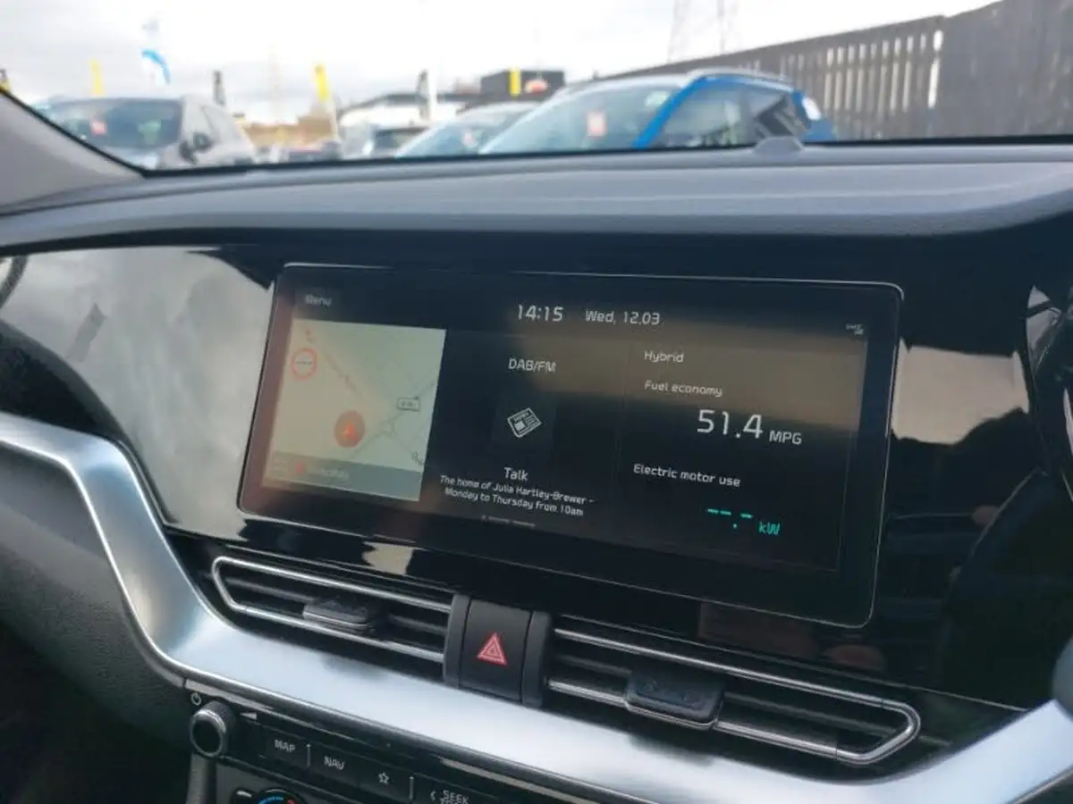 2021-kia-niro-16-gdi-4-156kwh-big-9