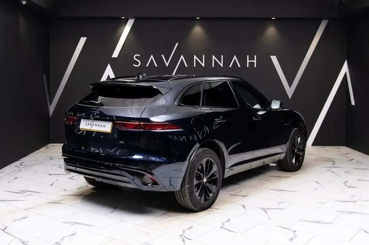 2022-jaguar-f-pace-20-d200-r-dynamic-black-big-36
