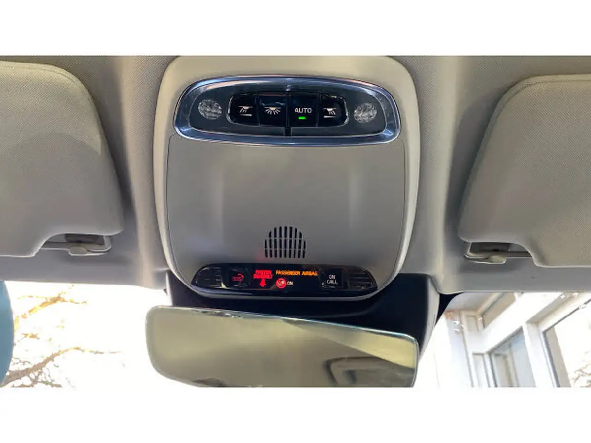 2021-volvo-v90-20-b4-momentum-big-44