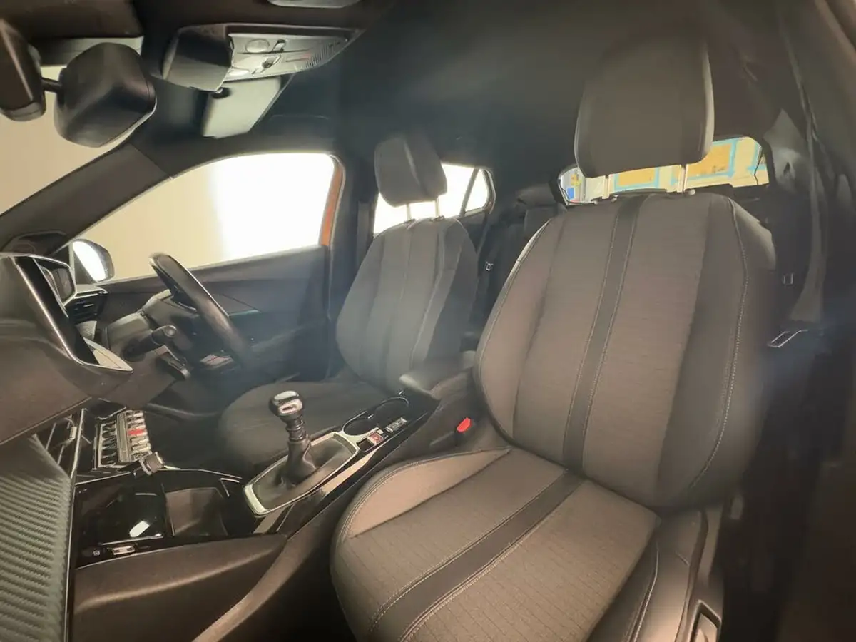 2023-peugeot-2008-suv-12-puretech-allure-premium-100bhp-big-11