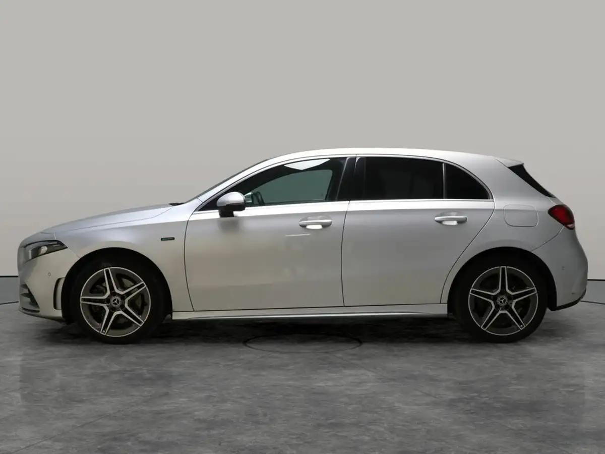 2020-mercedes-benz-a-class-13-a250e-amg-line-executive-hatchback-5d-big-11