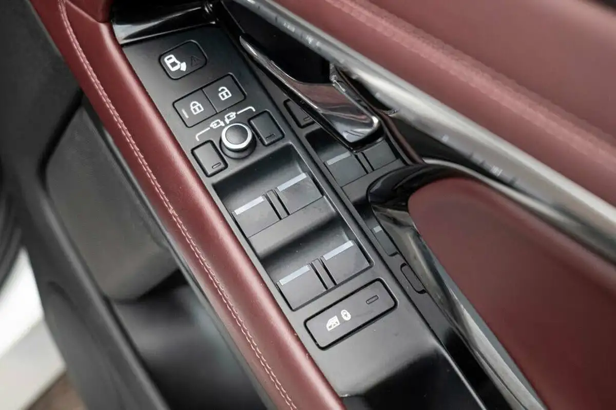 2021-land-rover-range-rover-evoque-20-p250-autobiography-big-23