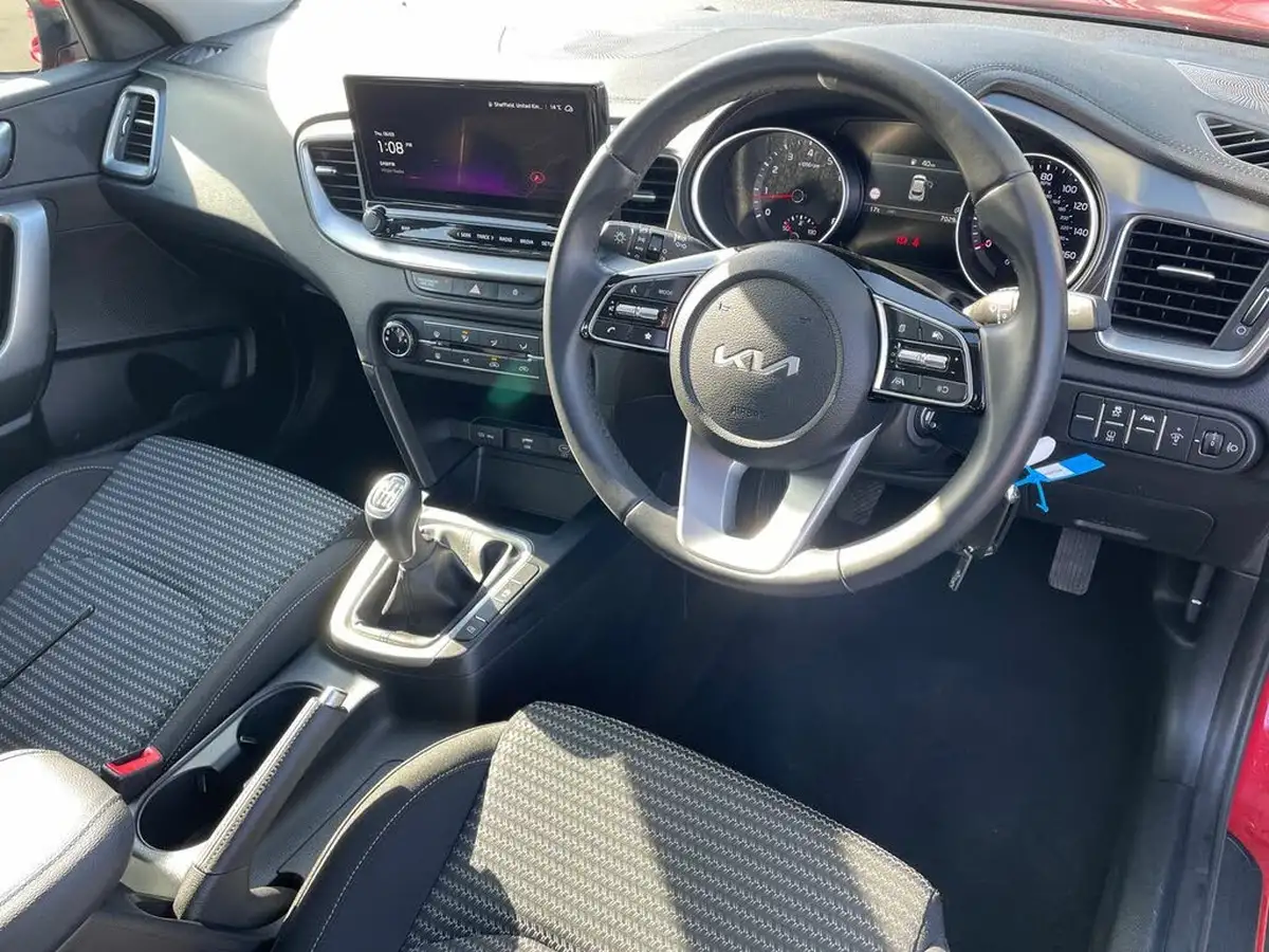 2024-kia-xceed-15-t-gdi-2-138bhp-big-4