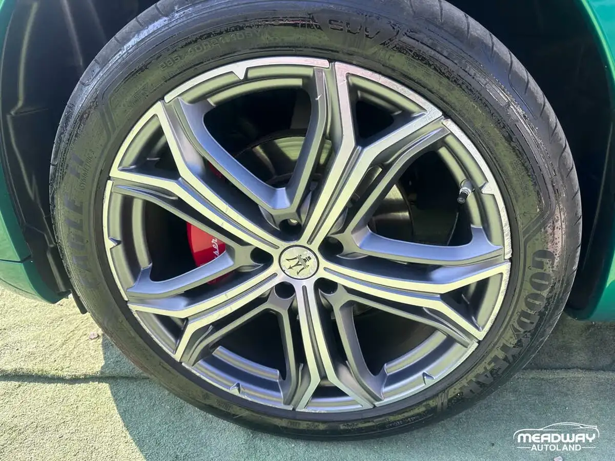 2020-maserati-levante-30-big-14