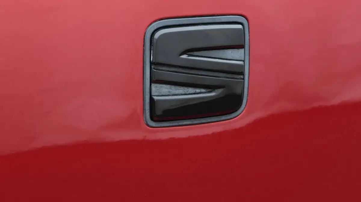 2018-seat-ibiza-10-tsi-se-design-big-22