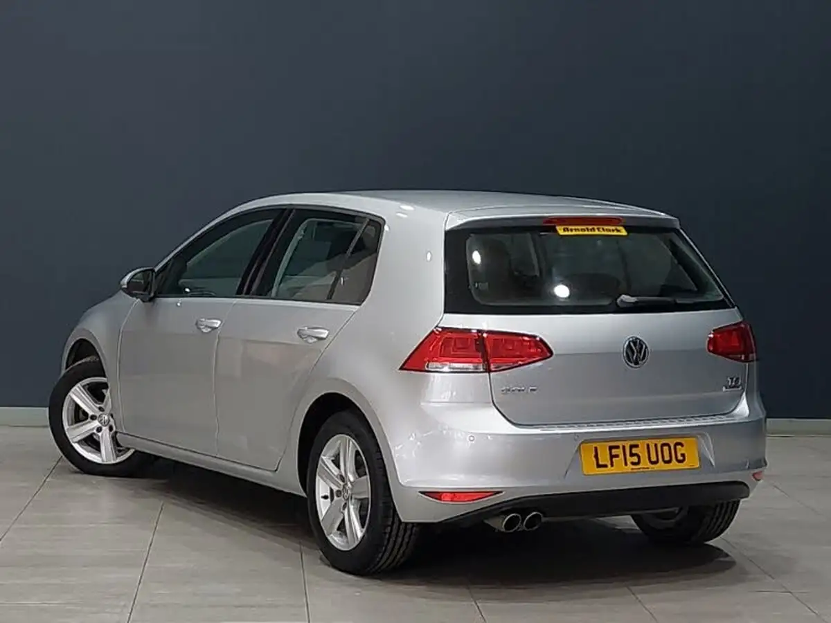 2015-volkswagen-golf-14-match-5d-dsg-big-1