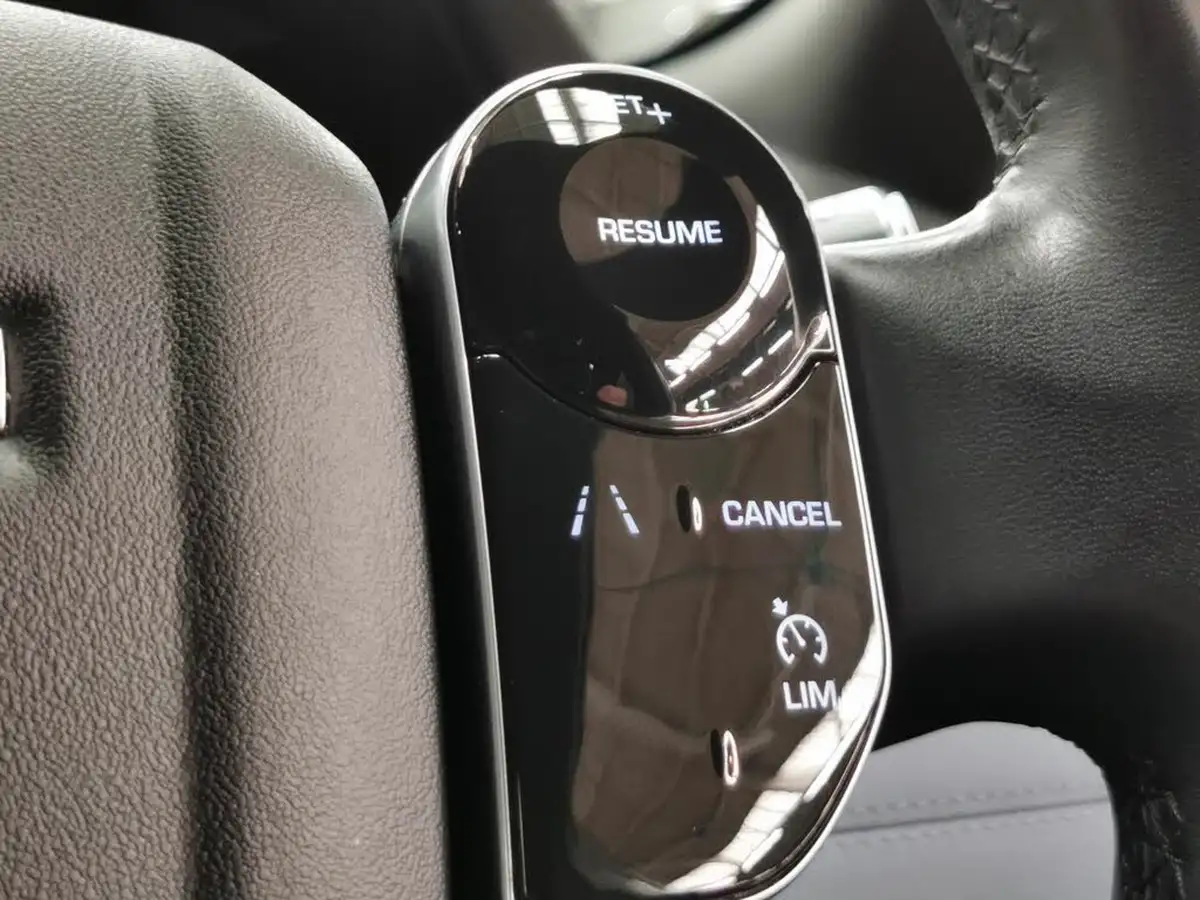 2020-land-rover-range-rover-evoque-15-p300e-se-309ps-1498cc-big-17