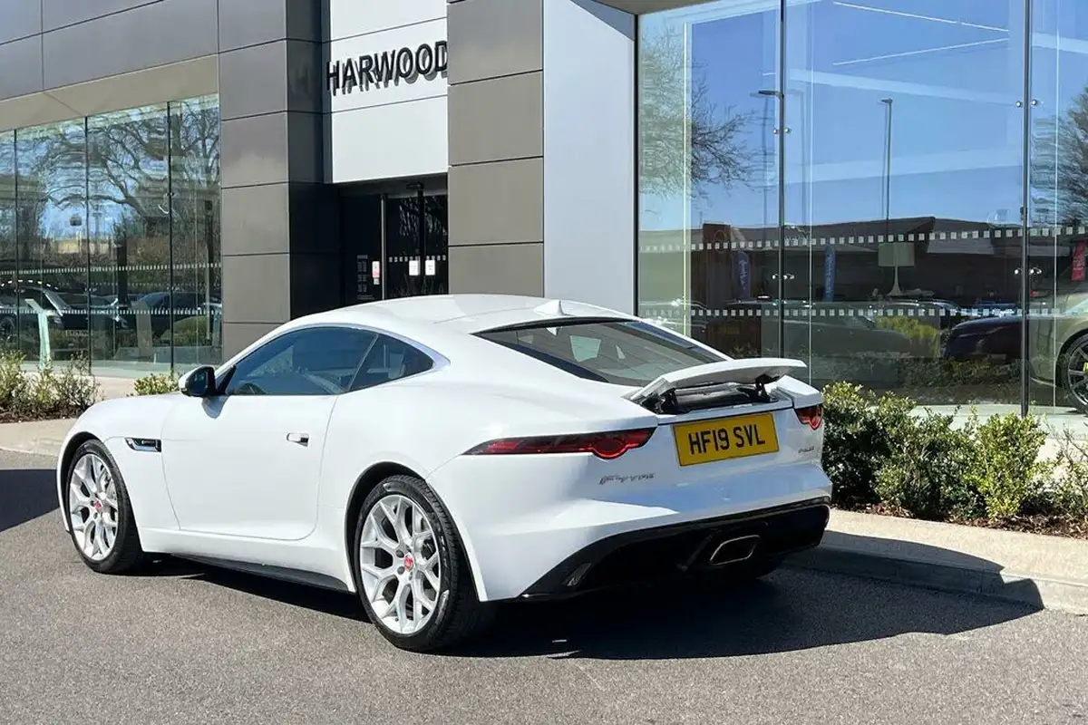 2019-jaguar-f-type-20-i4-r-dynamic-ss-coupe-big-12