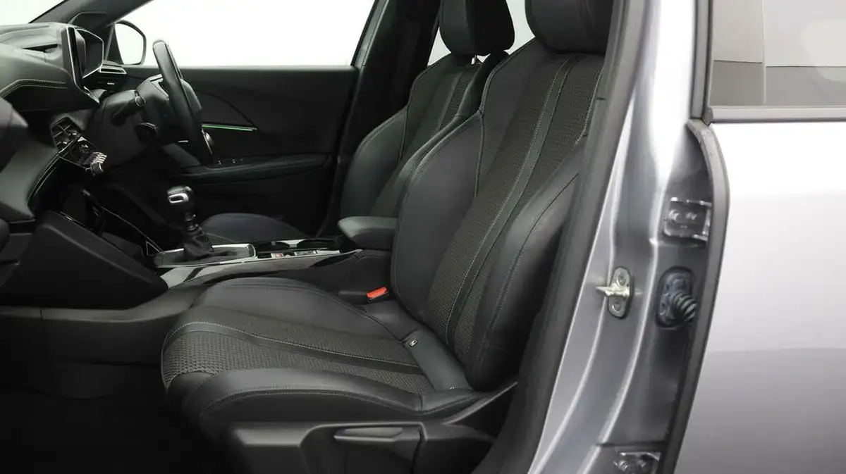 2020-peugeot-2008-suv-15-bluehdi-gt-line-big-14