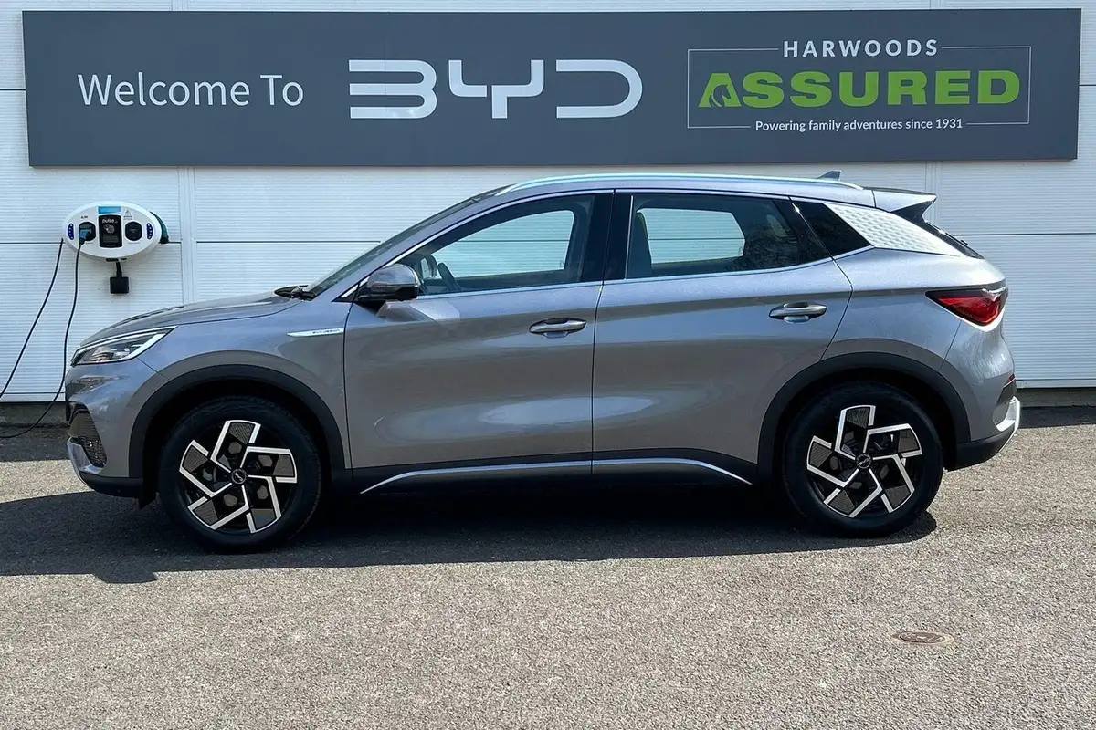 2024-byd-atto-3-e-design-big-13
