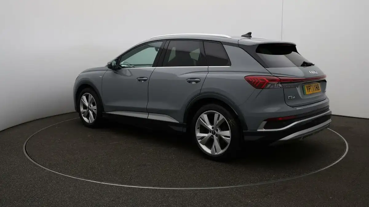 2021-audi-q4-e-tron-35e-s-line-station-wagon-big-57