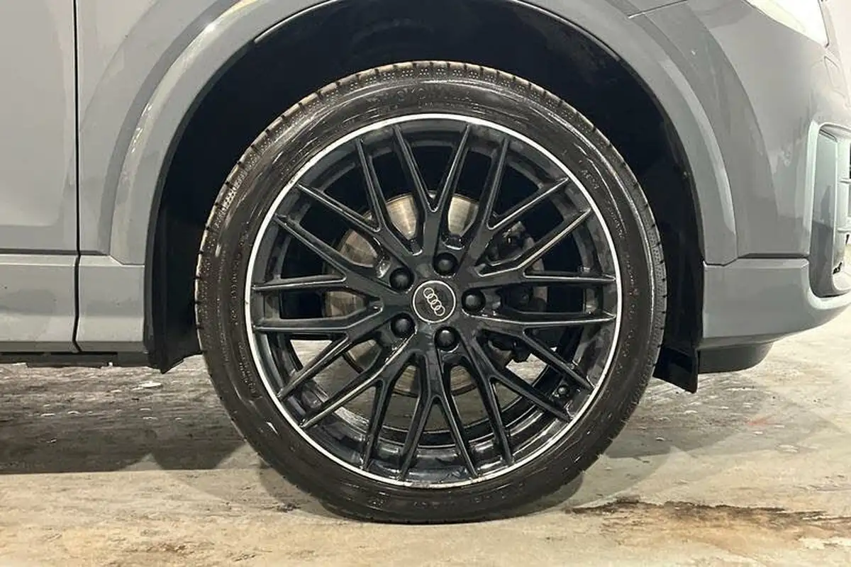 2019-audi-q2-10-30-tfsi-black-edition-big-7