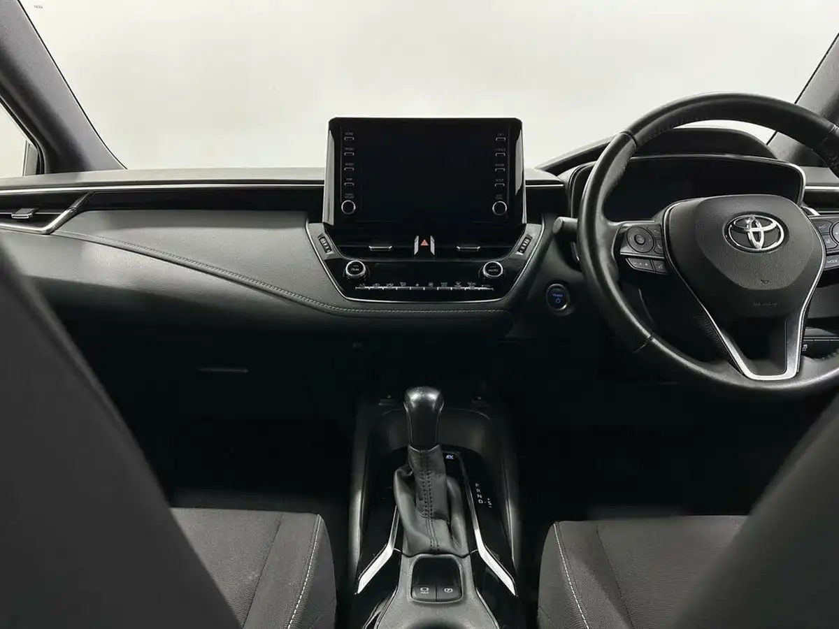 2021-toyota-corolla-20-vvt-i-icon-tech-touring-sports-big-16