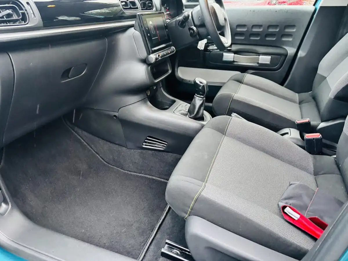 2021-citroen-c3-12-puretech-shine-83ps-big-19