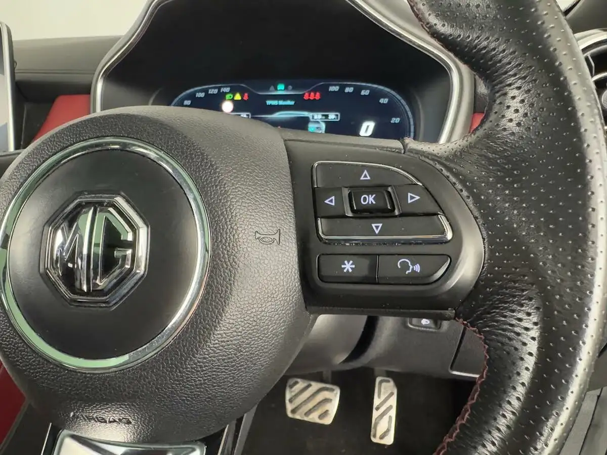 2022-mg-hs-15t-gdi-exclusive-258ps-plug-in-hybrid-auto-big-29