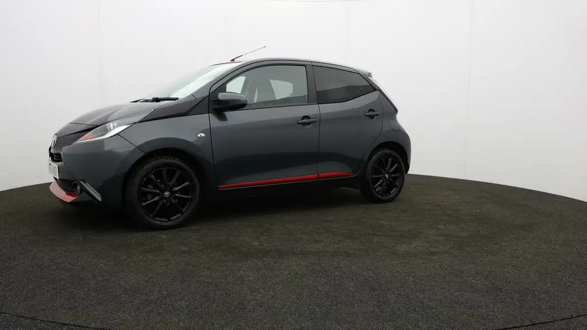 2018-toyota-aygo-10-vvt-i-x-press-71bhp-big-53