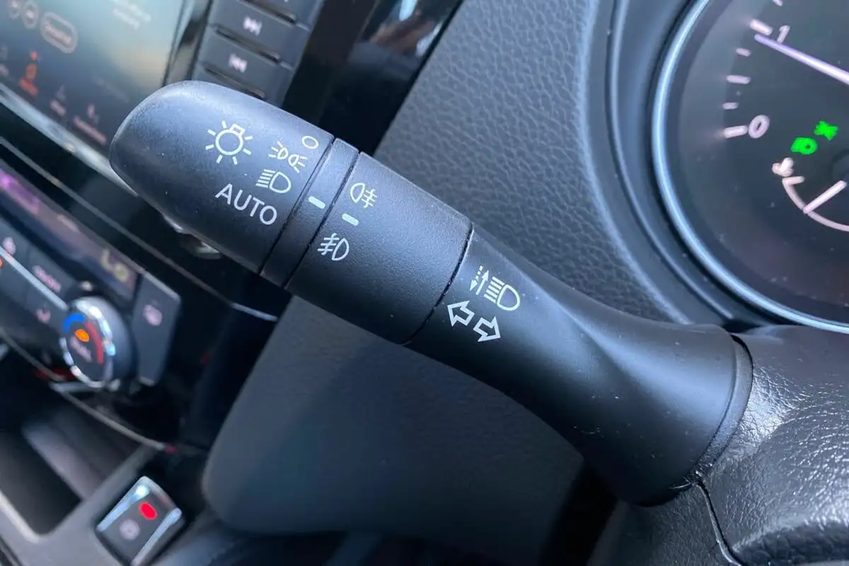 2019-nissan-qashqai-15dci-acenta-premium-17in-alloys-dct-big-25