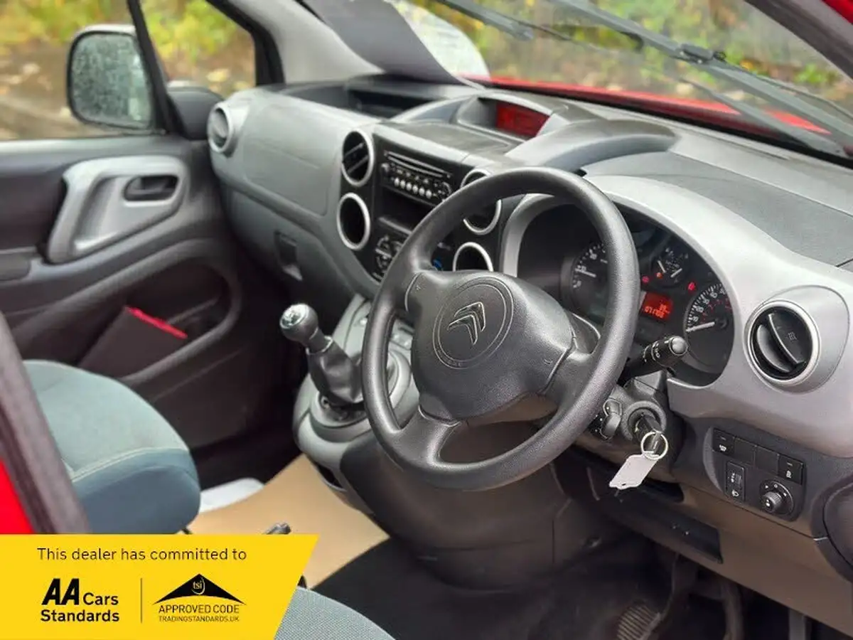 2016-citroen-berlingo-12-puretech-multispace-feel-big-5