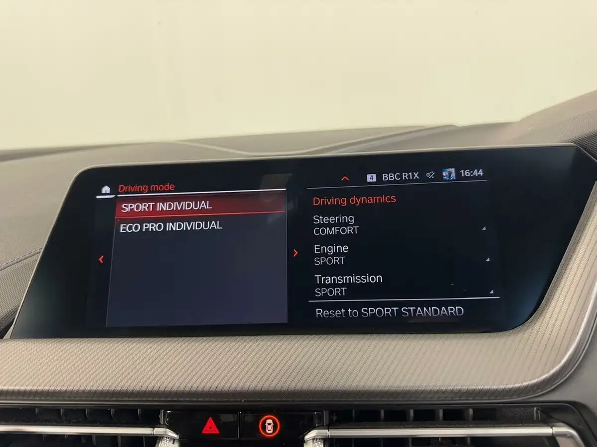 2021-bmw-1-series-20-m135i-xdrive-big-58