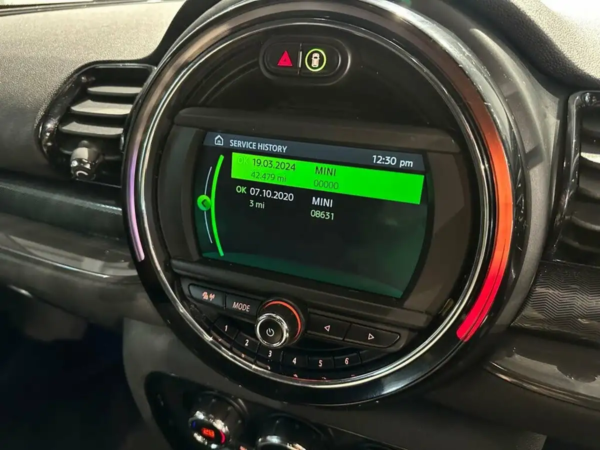 2020-mini-clubman-15-cooper-sport-big-21