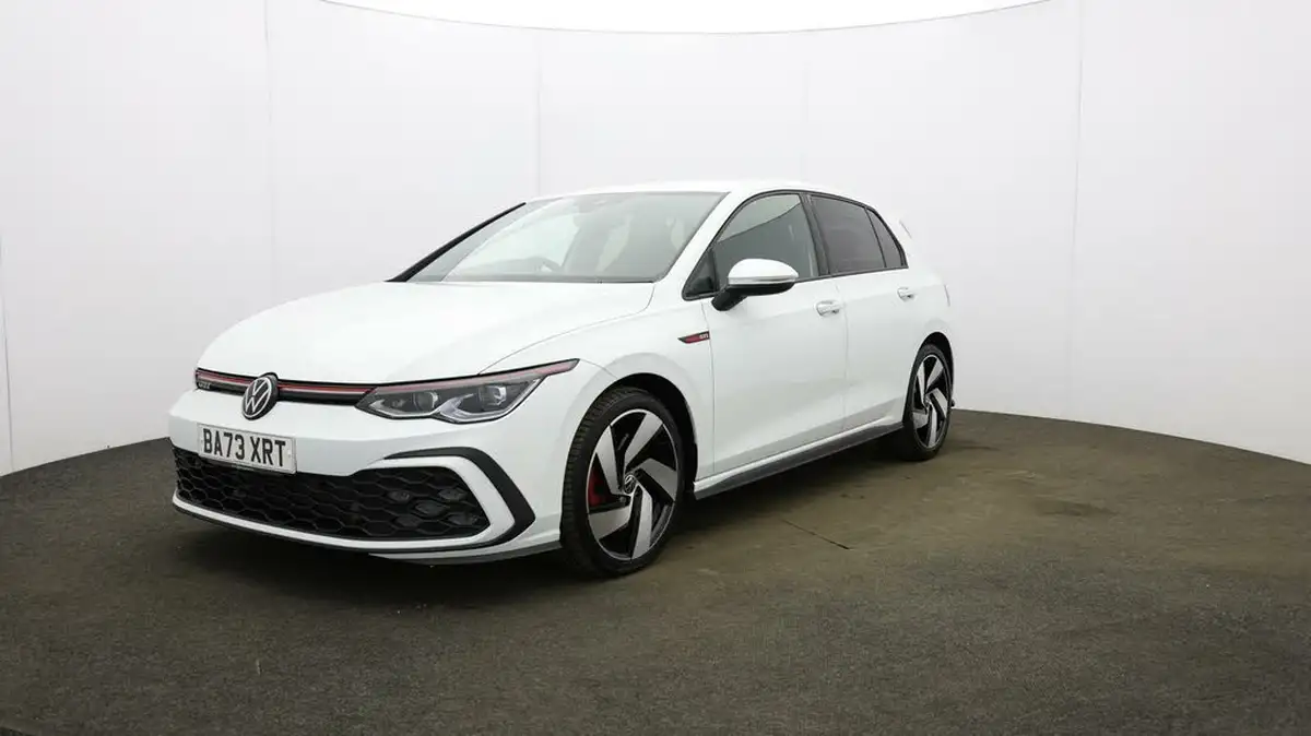 2023-volkswagen-golf-20-tsi-gti-dsg-big-29