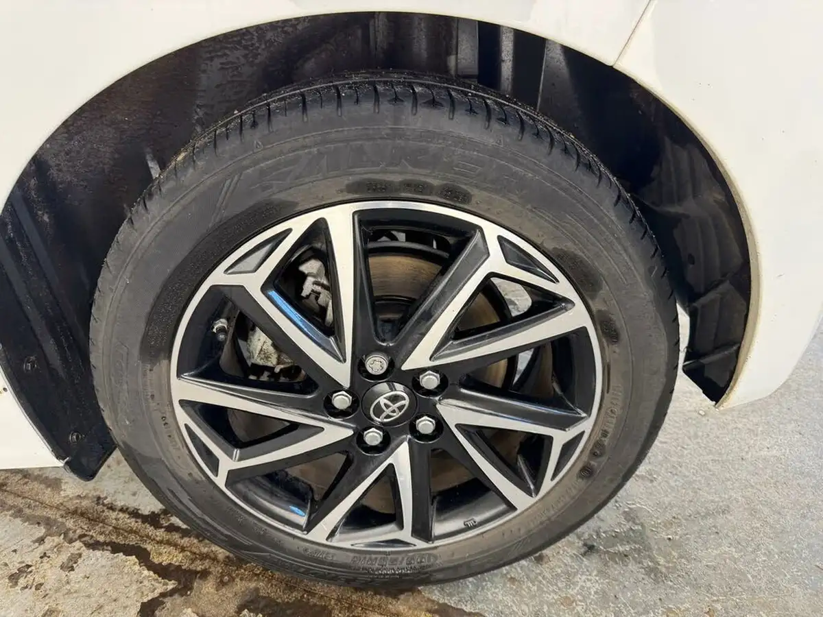 2021-toyota-yaris-15-vvt-i-design-big-38