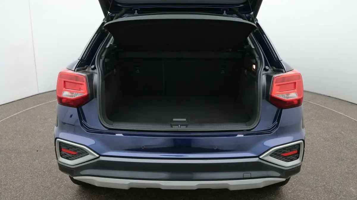2022-audi-q2-10-30-tfsi-sport-big-17