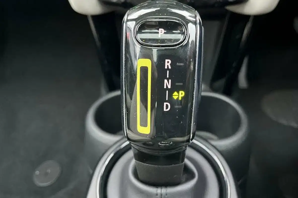 2022-mini-cooper-e-cooper-s-3-big-25