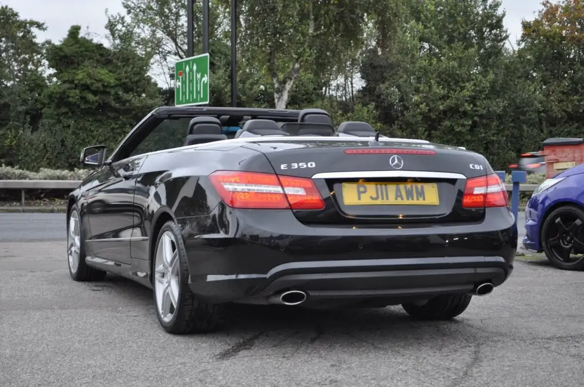 2011-mercedes-benz-e-class-30td-e350-cdi-sport-30cdi-231bhp-bluef-cabriolet-auto-big-28