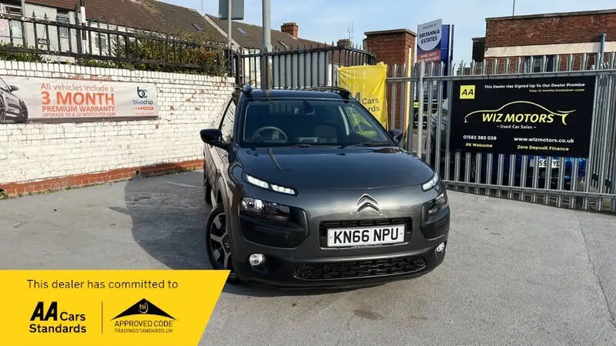 2016-citroen-c4-cactus-12-puretech-flair-110ps-ss-big-0