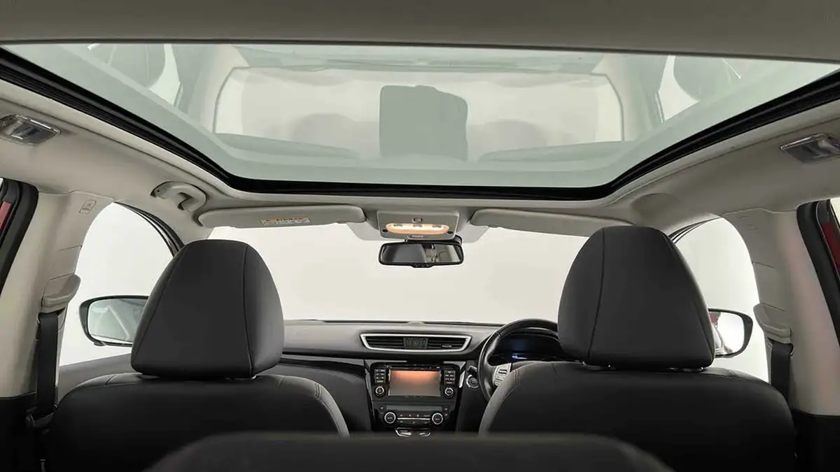 2017-nissan-qashqai-15dci-tekna-big-45