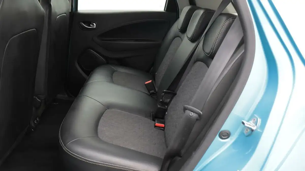2023-renault-zoe-e-techno-boost-charge-big-16
