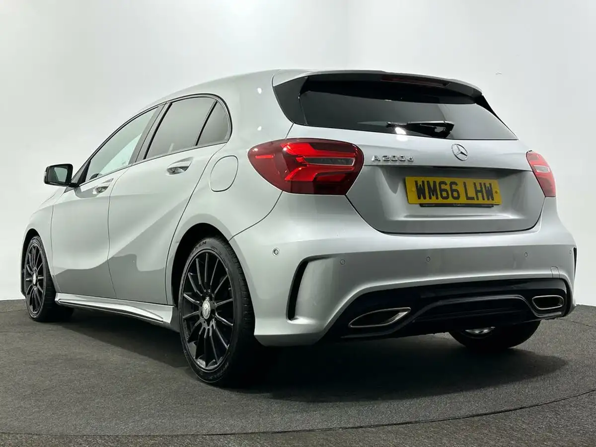 2016-mercedes-benz-a-class-21d-a200d-amg-line-136ps-premiumss-7g-dct-big-46