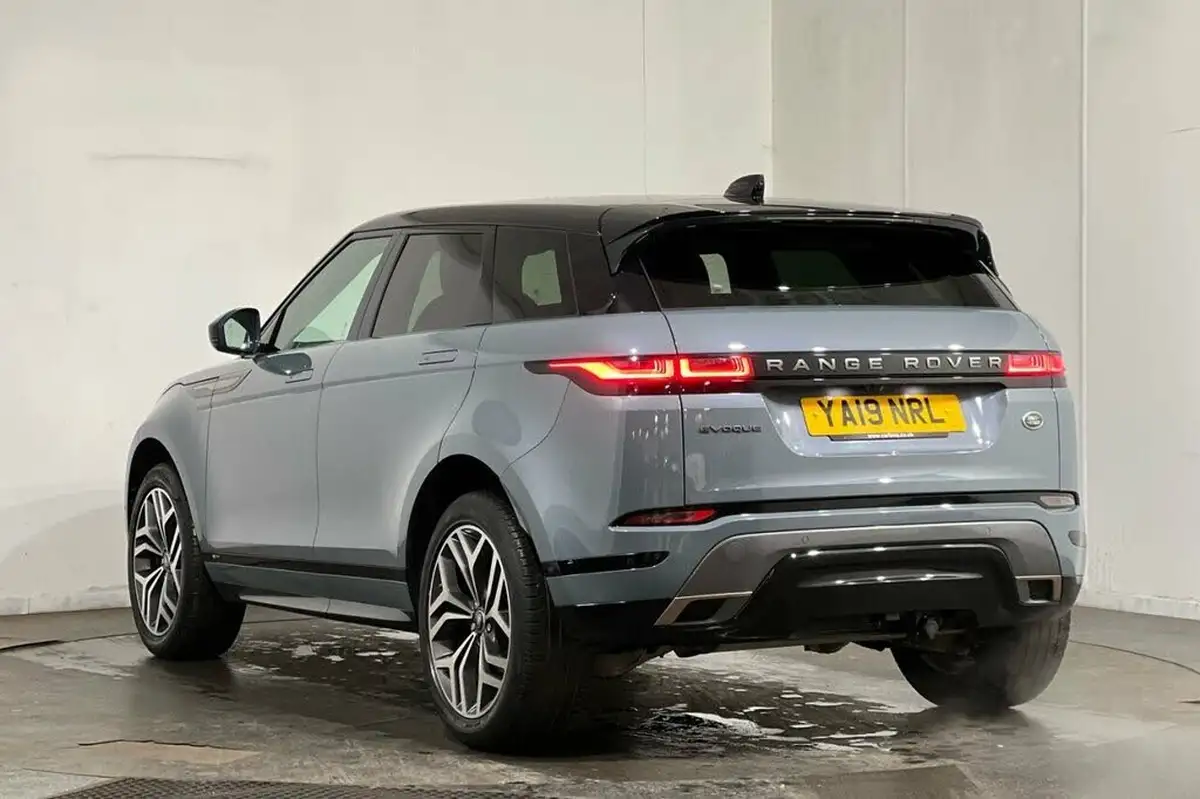 2019-land-rover-range-rover-evoque-20-p250-first-edition-big-14