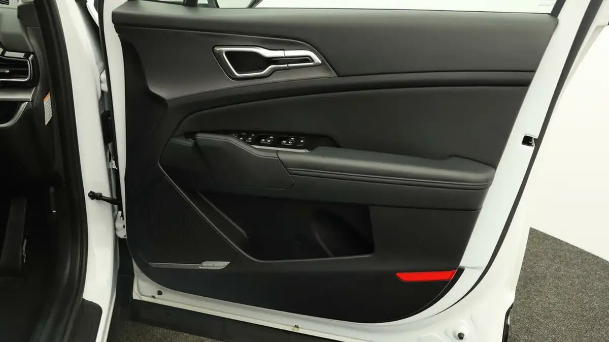 2022-kia-sportage-16-t-gdi-4-226bhp-hev-auto-big-14